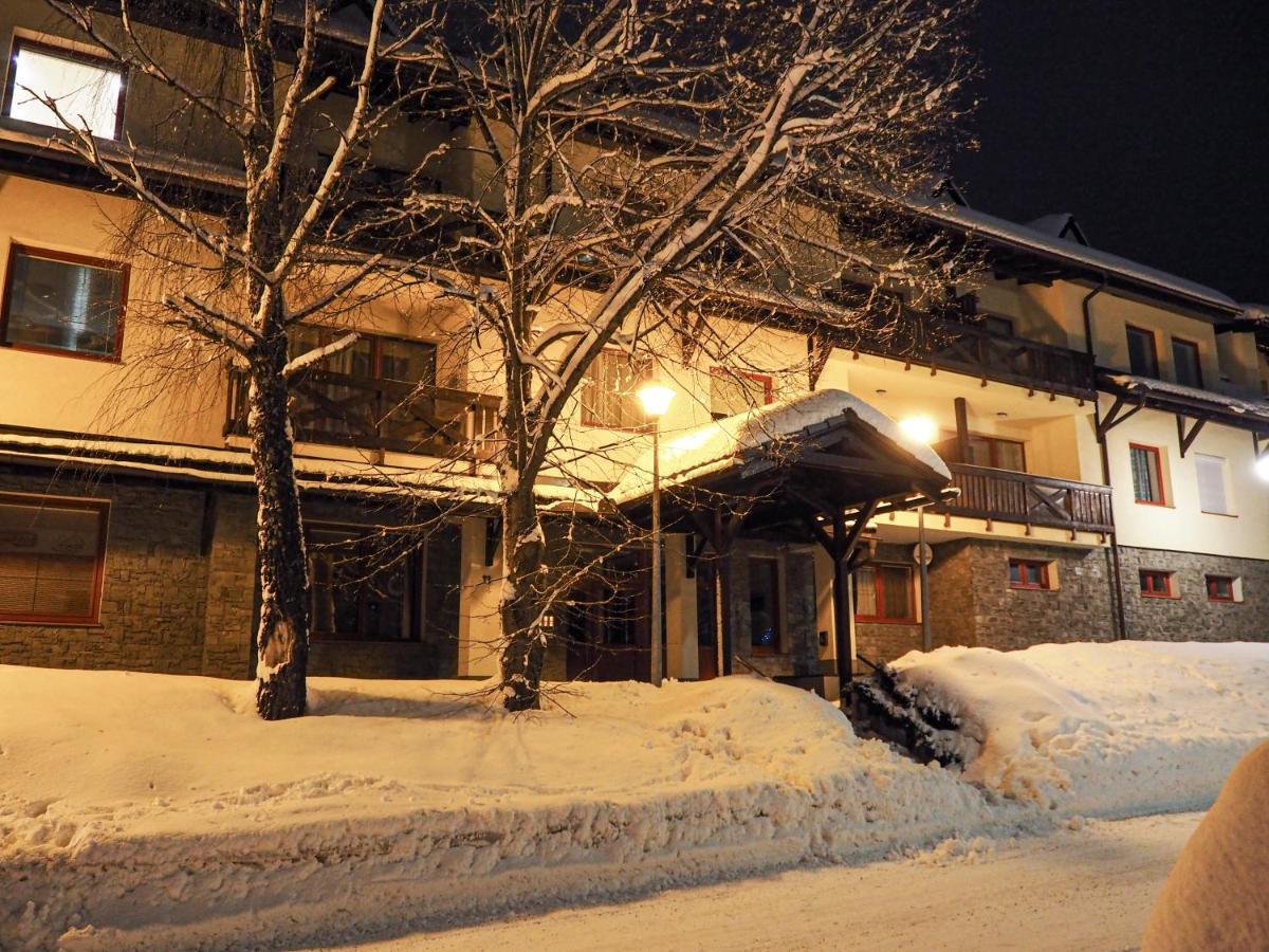 Apartment Peter Donovaly Bagian luar foto