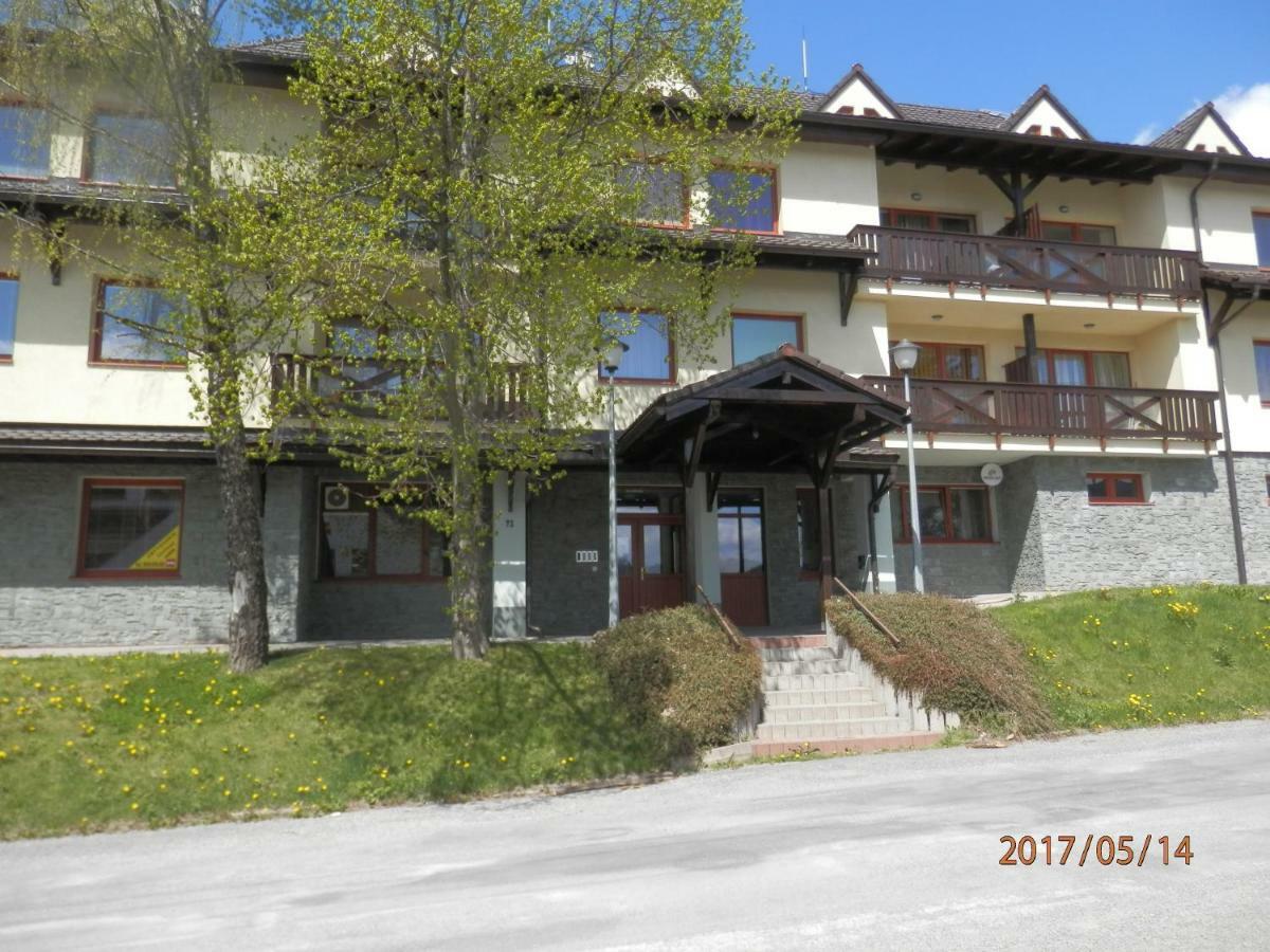 Apartment Peter Donovaly Bagian luar foto